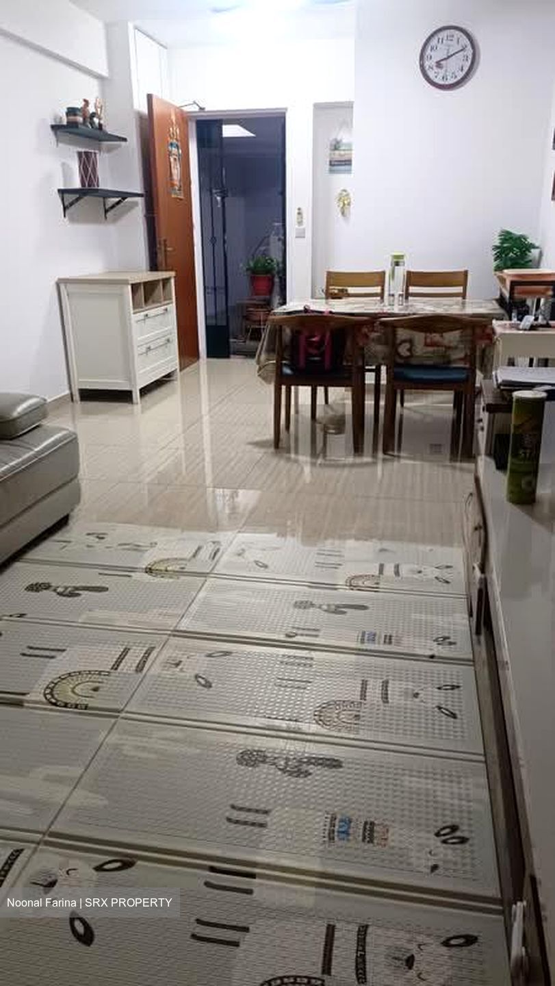Blk 428B Floral Spring @ Yishun (Yishun), HDB 4 Rooms #579096951